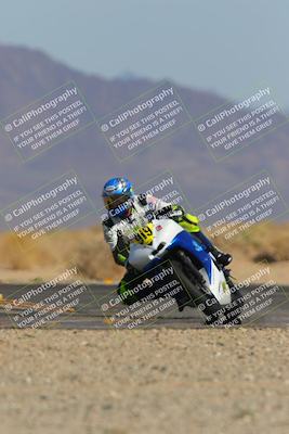 media/Mar-22-2025-CVMA (Sat) [[462c0ffedb]]/Race 13-Amateur Supersport Middleweight/